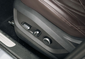 Подержанный автомобиль Chery Tiggo 8 Pro Max 2024 года (20 фото)