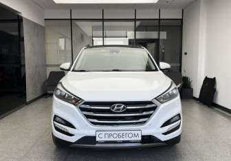 Подержанный автомобиль Hyundai Tucson 2015 года (2 фото)