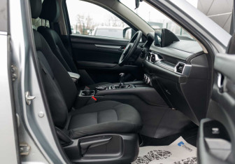 Подержанный автомобиль Mazda CX-5 2018 года (20 фото)