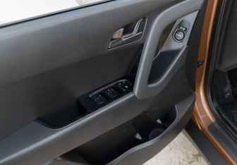 Подержанный автомобиль Hyundai Creta 2018 года (17 фото)