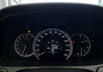 Подержанный автомобиль Honda Accord Sedan 2017 года (13 фото)