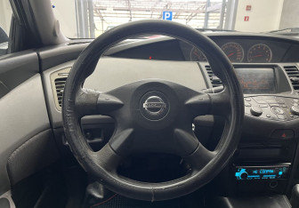 Подержанный автомобиль Nissan Primera Sedan 2002 года (9 фото)