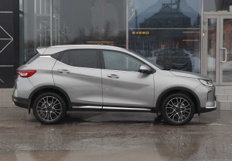 Подержанный автомобиль Jetour X50 2024 года (4 фото)