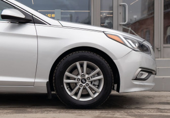 Подержанный автомобиль Hyundai Sonata 2016 года (9 фото)