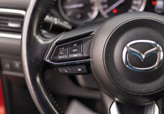 Подержанный автомобиль Mazda CX-5 2018 года (12 фото)