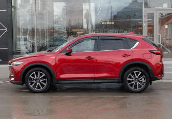 Подержанный автомобиль Mazda CX-5 2018 года (8 фото)