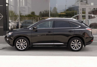 Подержанный автомобиль Lexus RX 2012 года (8 фото)