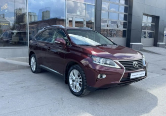 Подержанный автомобиль Lexus RX 2012 года (3 фото)