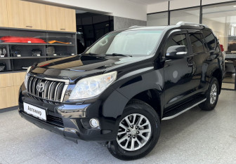 Подержанный автомобиль Toyota Land Cruiser Prado 2011 года (1 фото)
