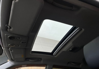 Подержанный автомобиль Suzuki Grand Vitara 2010 года (16 фото)