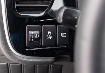 Подержанный автомобиль Mitsubishi Outlander 2019 года (19 фото)