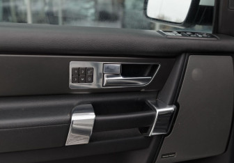 Подержанный автомобиль Land Rover Discovery 2013 года (20 фото)