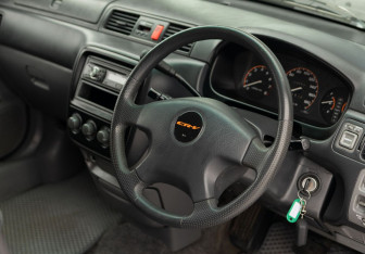 Подержанный автомобиль Honda CR-V 1996 года (11 фото)