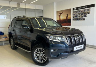 Подержанный автомобиль Toyota Land Cruiser Prado 2019 года (3 фото)