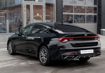 Подержанный автомобиль Kia K5 2020 года (7 фото)
