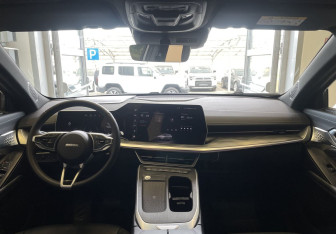 Подержанный автомобиль Haval F7 2025 года (10 фото)