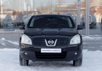 Подержанный автомобиль Nissan Qashqai 2007 года (2 фото)