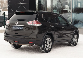 Подержанный автомобиль Nissan X-Trail 2018 года (5 фото)