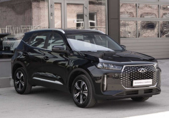 Подержанный автомобиль Chery Tiggo 4 2025 года (3 фото)