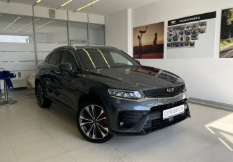 Подержанный автомобиль Geely Tugella 2023 года (3 фото)