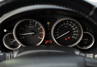 Подержанный автомобиль Mazda 6 Sedan 2011 года (13 фото)