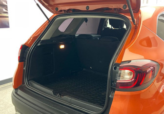 Подержанный автомобиль Renault Kaptur 2018 года (7 фото)