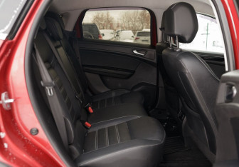 Подержанный автомобиль Renault Arkana 2020 года (16 фото)