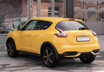 Подержанный автомобиль Nissan Juke 2017 года (7 фото)