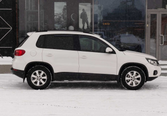 Подержанный автомобиль Volkswagen Tiguan 2012 года (4 фото)