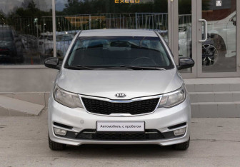 Подержанный автомобиль Kia Rio Sedan 2015 года (2 фото)