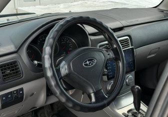 Подержанный автомобиль Subaru Forester Suv 2006 года (11 фото)