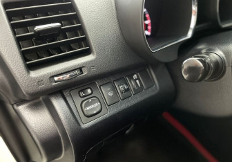 Подержанный автомобиль Toyota Highlander 2013 года (20 фото)