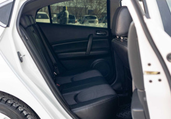 Подержанный автомобиль Mazda 6 Sedan 2012 года (17 фото)