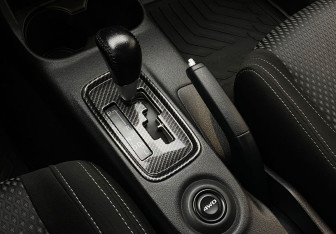 Подержанный автомобиль Mitsubishi Outlander 2016 года (12 фото)