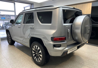 Подержанный автомобиль Tank 700 2024 года (7 фото)