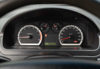 Подержанный автомобиль Chevrolet Aveo Sedan 2008 года (12 фото)