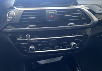 Подержанный автомобиль BMW X3 2018 года (14 фото)