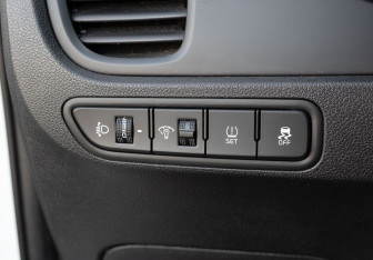 Подержанный автомобиль Kia Rio Sedan 2020 года (17 фото)