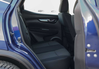 Подержанный автомобиль Nissan Qashqai 2015 года (18 фото)