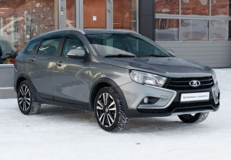 Подержанный автомобиль LADA (ВАЗ) Vesta Wagon 2020 года (3 фото)