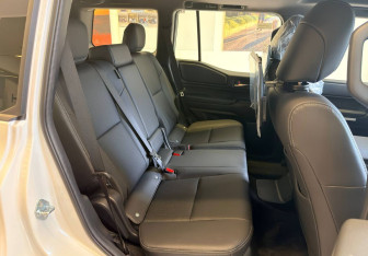 Новый Toyota Land Cruiser Prado 2026 (20 фото)