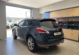 Подержанный автомобиль Nissan Murano Suv 2015 года (7 фото)