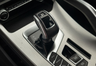 Подержанный автомобиль Geely Coolray 2020 года (15 фото)