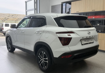Подержанный автомобиль Hyundai Creta 2021 года (4 фото)