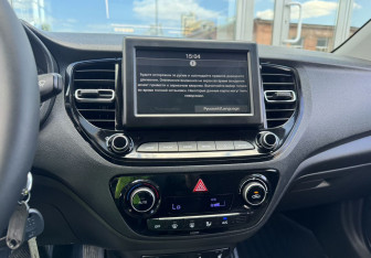 Подержанный автомобиль Hyundai Solaris Sedan 2020 года (16 фото)