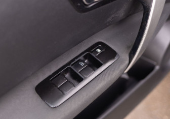 Подержанный автомобиль Nissan Qashqai 2010 года (17 фото)