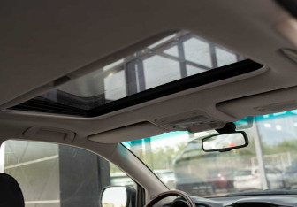 Подержанный автомобиль Lexus RX 2007 года (18 фото)
