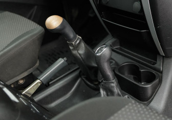 Подержанный автомобиль УАЗ Patriot 2018 года (15 фото)