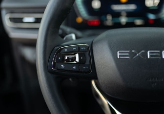 Подержанный автомобиль Exeed VX 2023 года (13 фото)