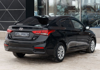 Подержанный автомобиль Hyundai Solaris Sedan 2018 года (5 фото)